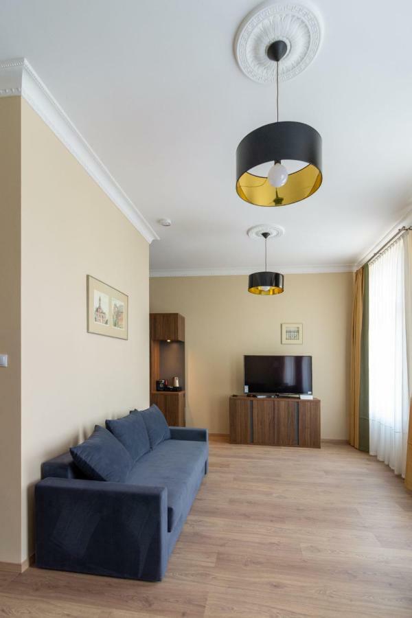 Brass Suites Łódź Buitenkant foto